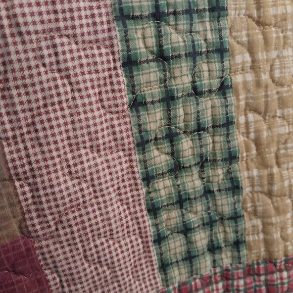 3751 Size XL / 1X Long Quilted Bog Coat In Red and Blue,Green, Brown. - Picture 8 of 9